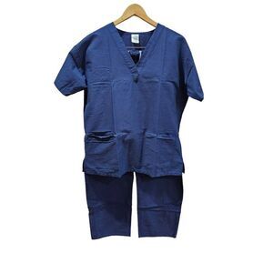 Medline L scrub Set 116 dark blue